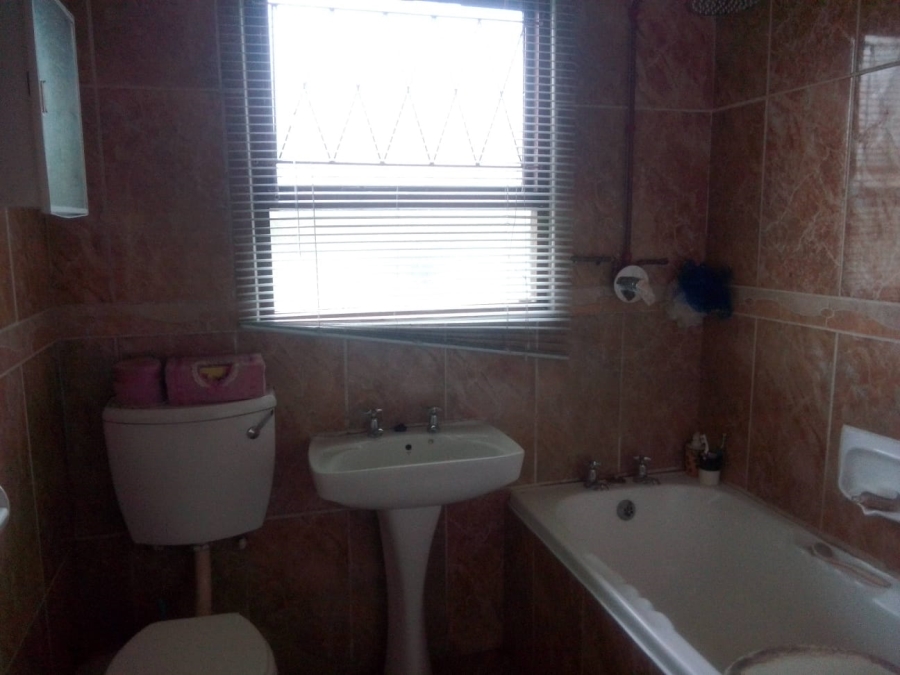 3 Bedroom Property for Sale in Sherwood Eastern Cape